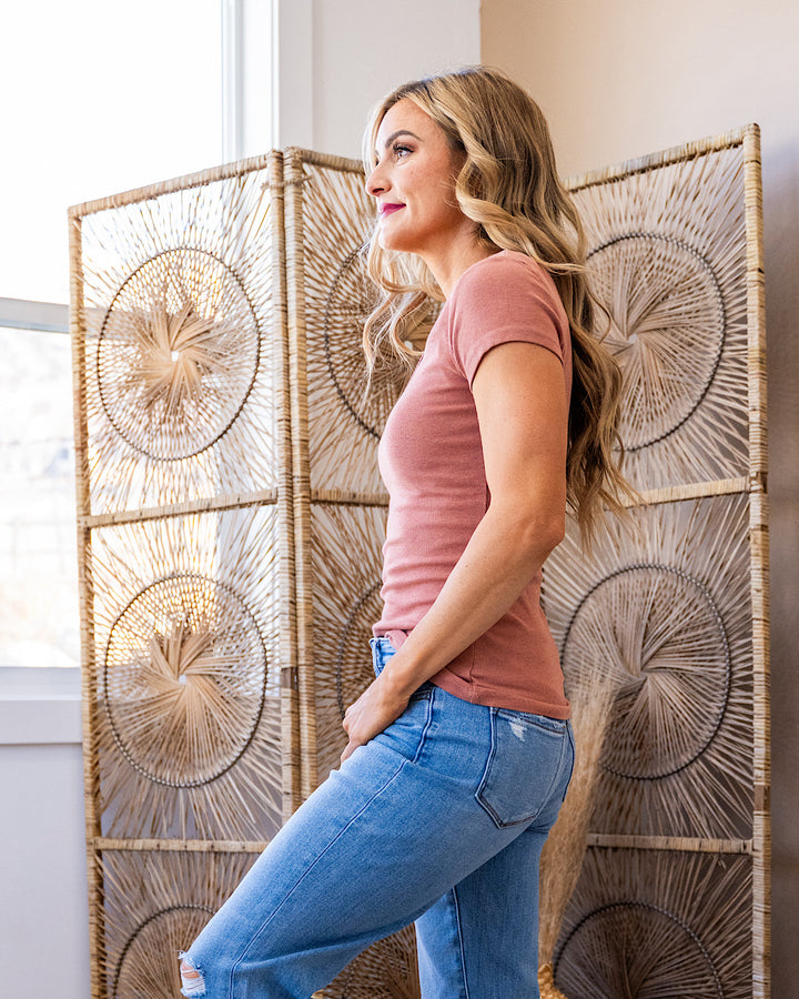 Annie Micro Ribbed V Neck Top - Rust Staccato
