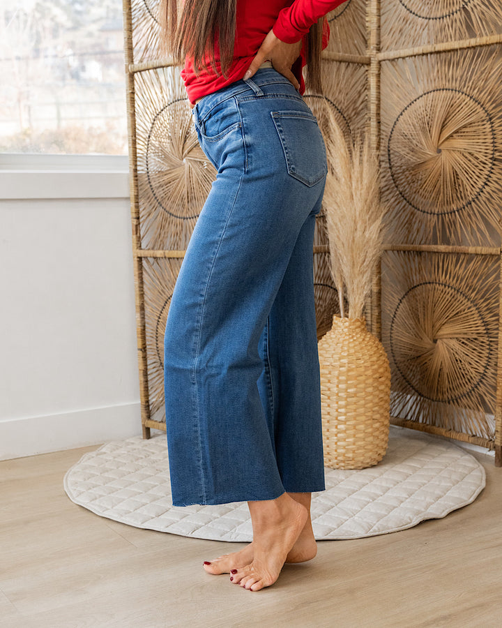 Vervet Jene Non Distressed Wide Leg Jeans Vervet