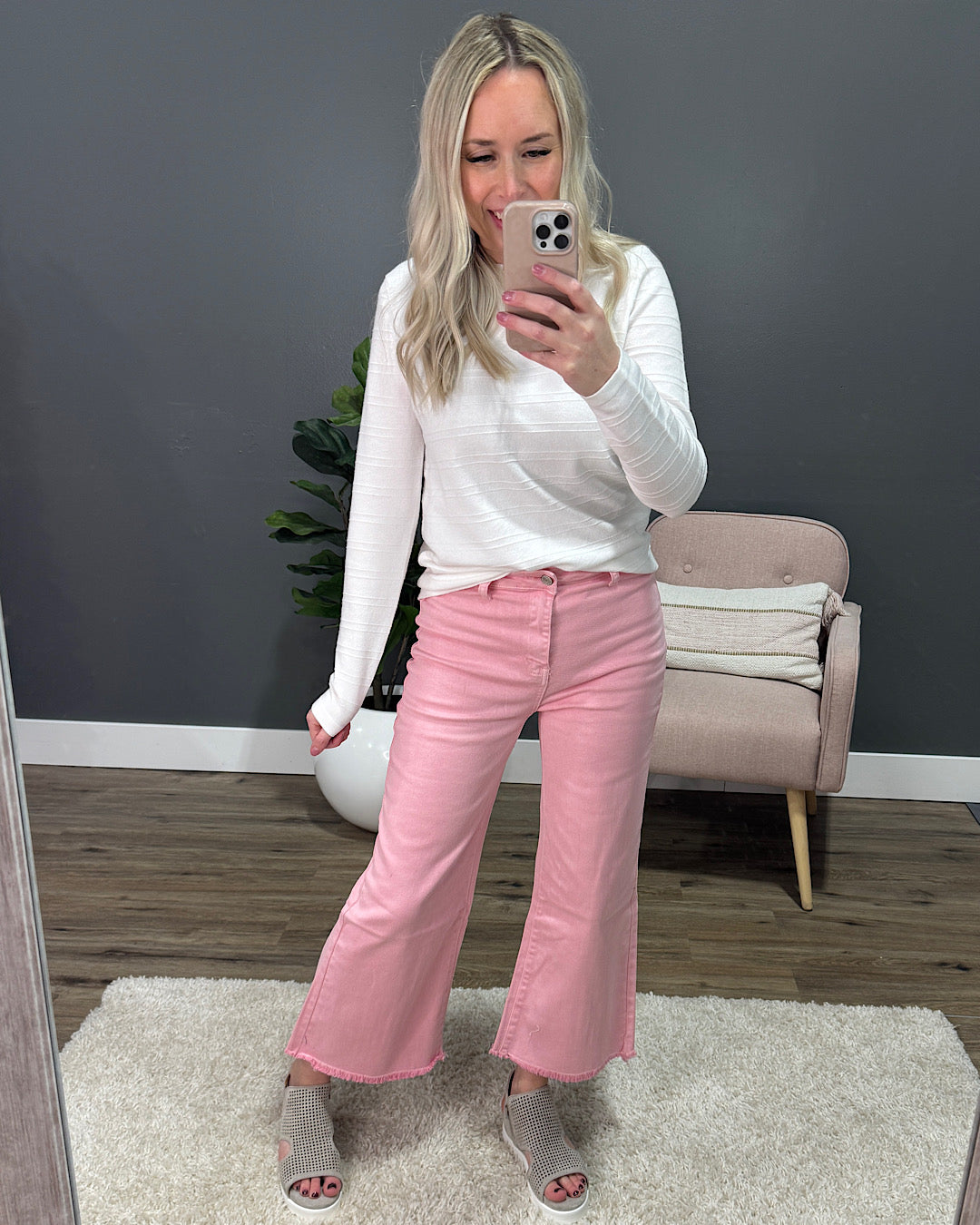 NEW! Mae Wide Leg Cropped Jeans - Pink Zenana