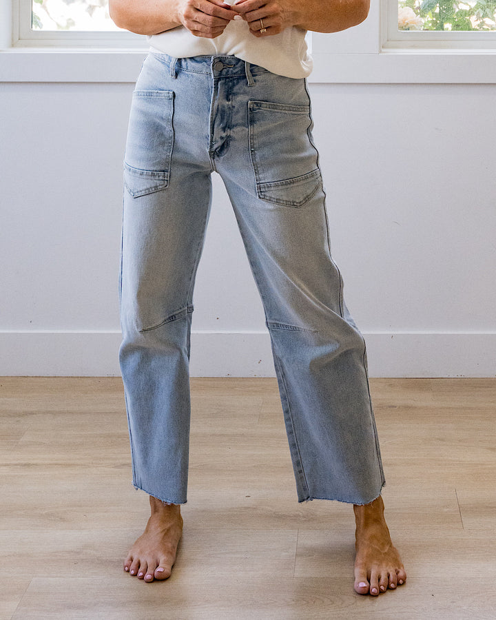 Vervet Lettie Light Acid Wash Barrel Jeans Vervet