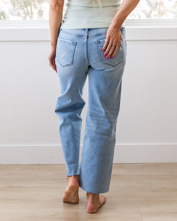 NEW! Vervet Prove It Cropped Wide Leg Jeans Vervet