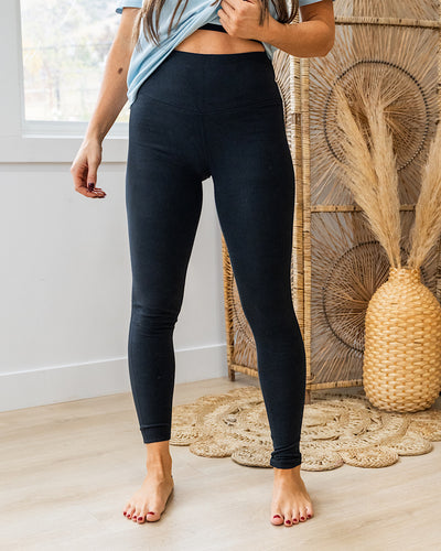 NEW! Mono B High Waisted Fleece Leggings - Black Mono B