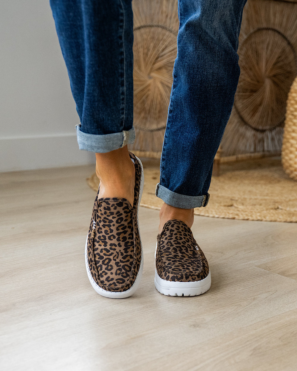 NEW! Very G Brisas Slip On Sneakers - Tan Leopard Very G