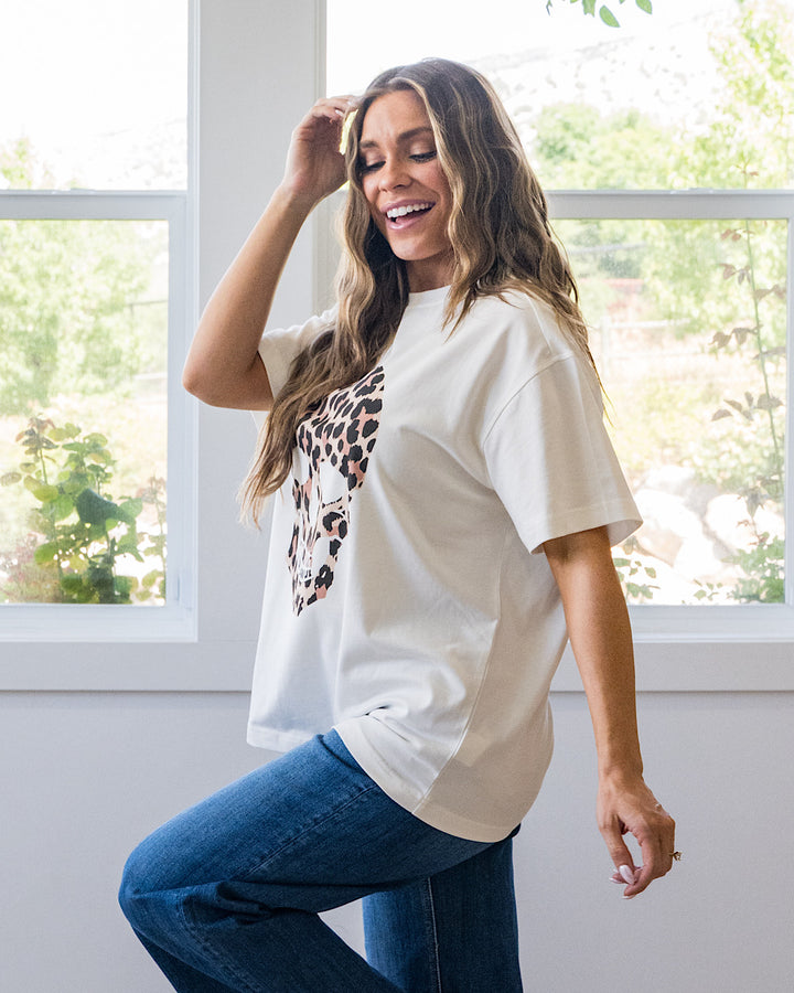 NEW! Ampersand Ave Purr-fectly Spooky Boyfriend Tee