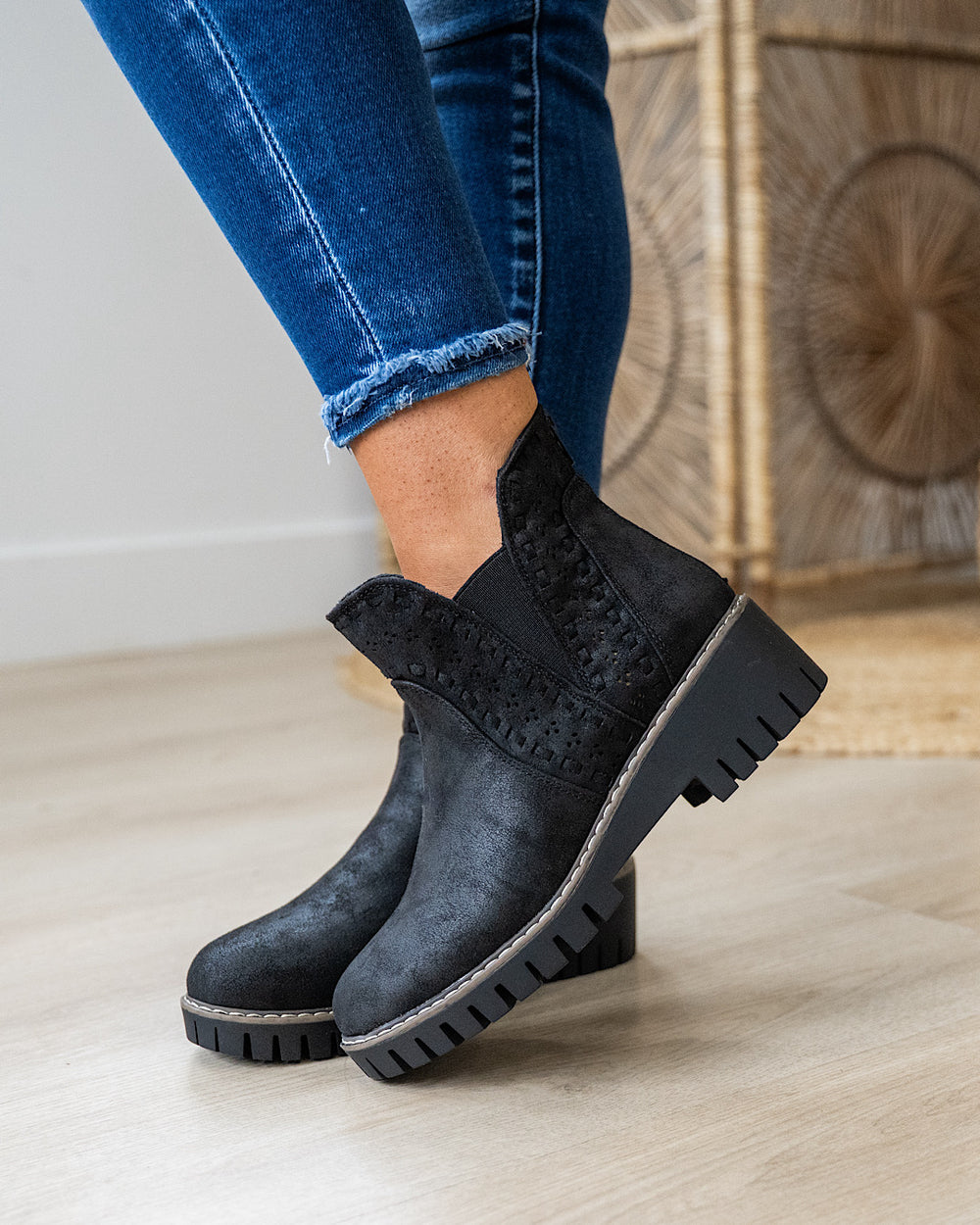 Very G Aryana Boots - Color Options Available! Very G Black