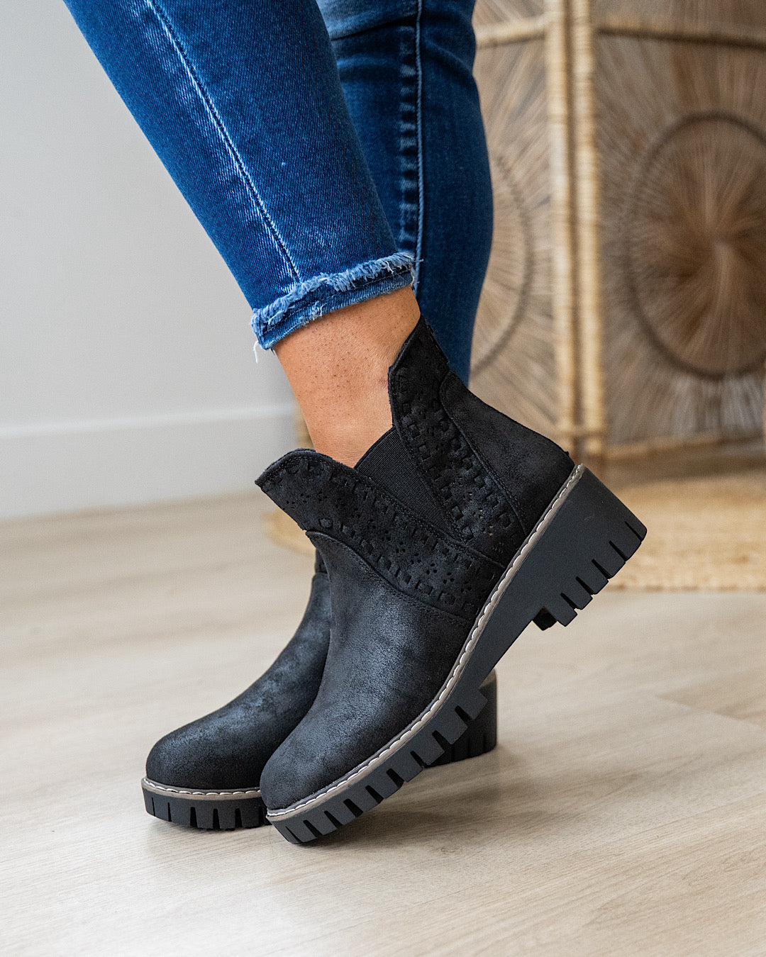 Very G Aryana Boots - Color Options Available! Very G Black