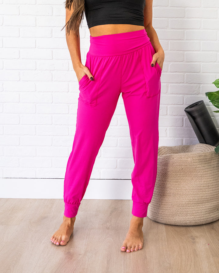 Yoga Joggers - Sonic Pink Rae Mode