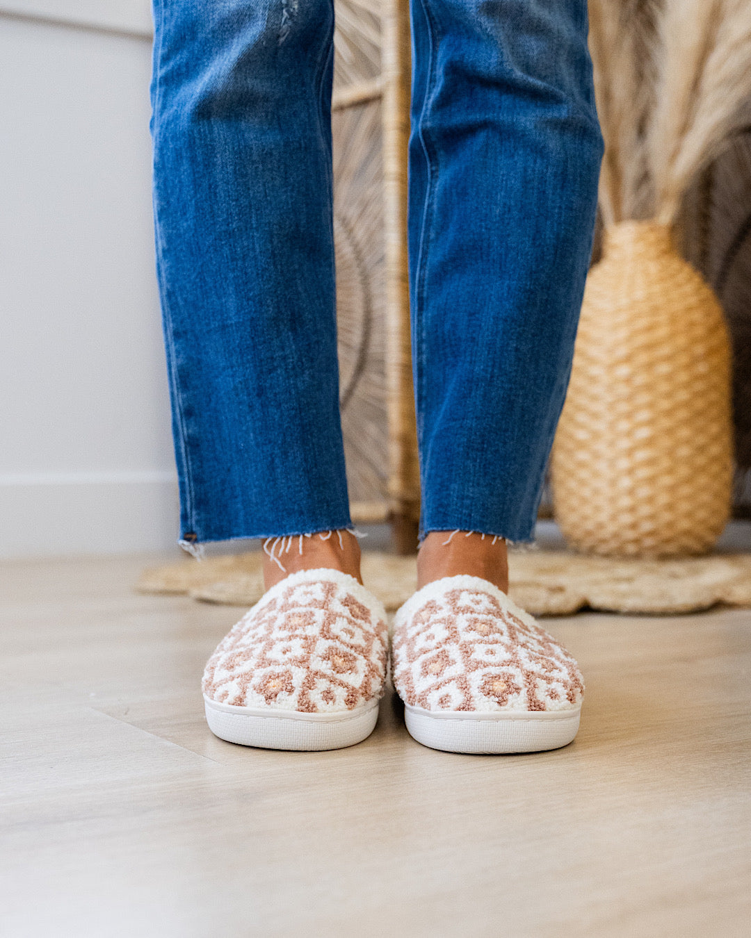 Floral Checkered Slippers - Beige Trendy Wholesale