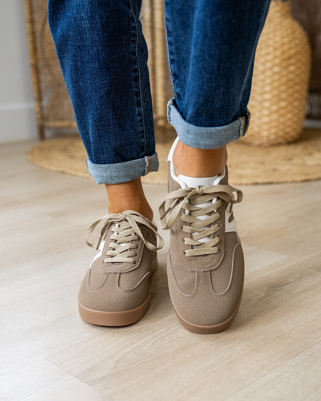 NEW! Very G Retro Sneakers - Brown
