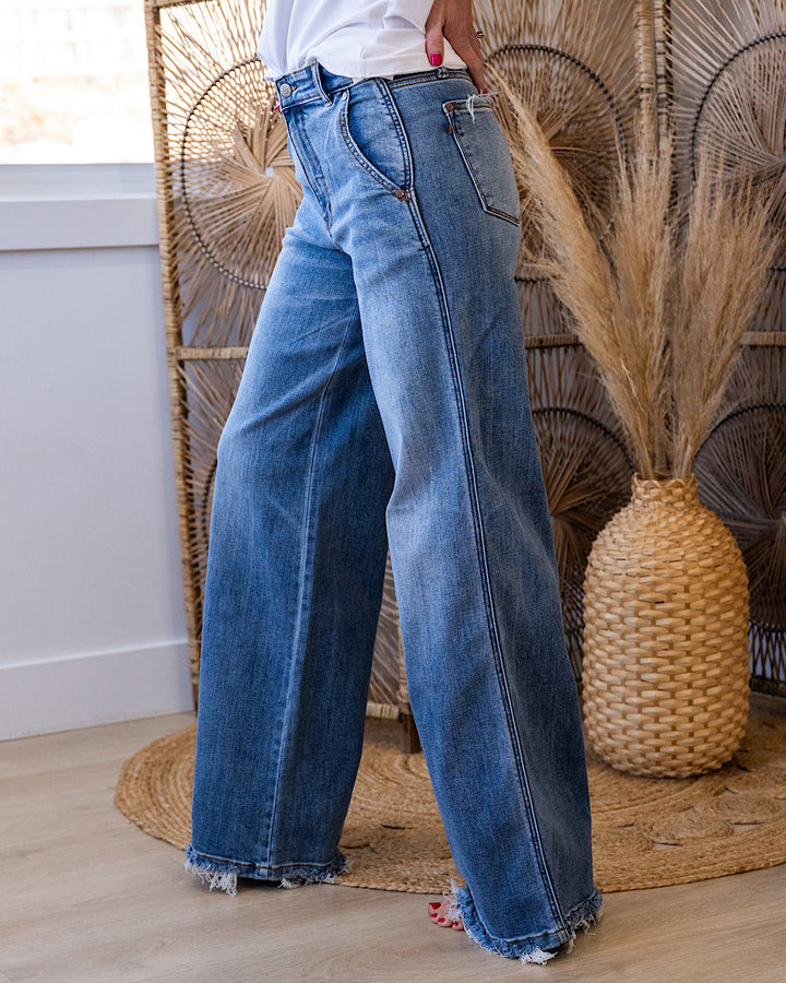 NEW! Judy Blue Look At You Wide Leg Fray Hem Jeans Judy Blue