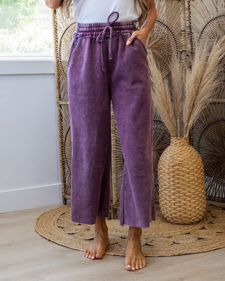 NEW! Cropped Wide Leg Comfy Pants - Eggplant Zenana