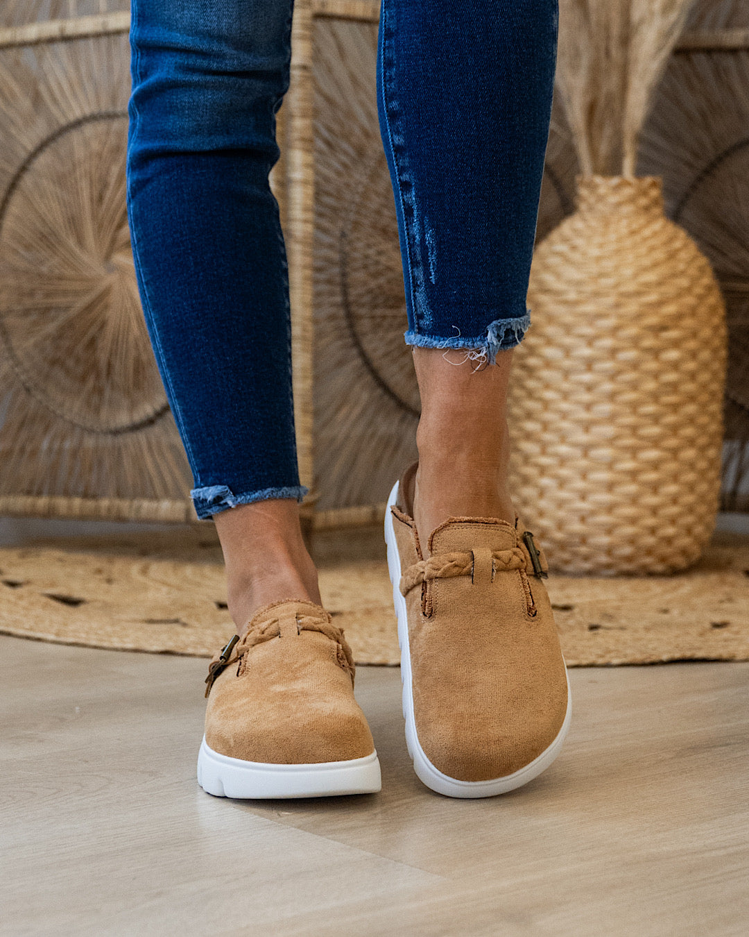 NEW! Very G Cali Slides - Sand