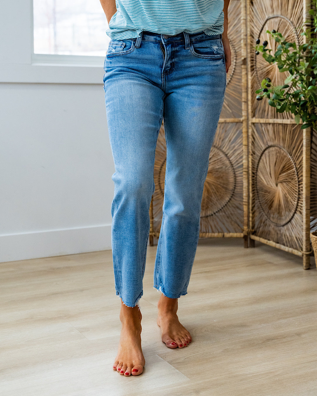 Lovervet Always Wonder Non Distressed Straight Crop Jeans  Vervet   