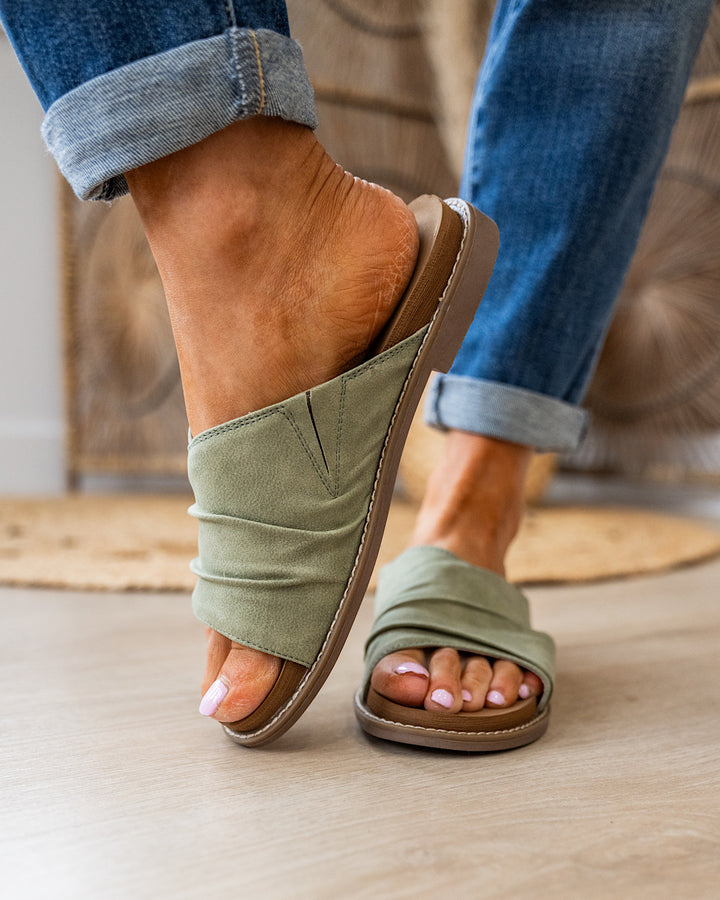 Very G Jolene 2 Sandals - Sage Very G