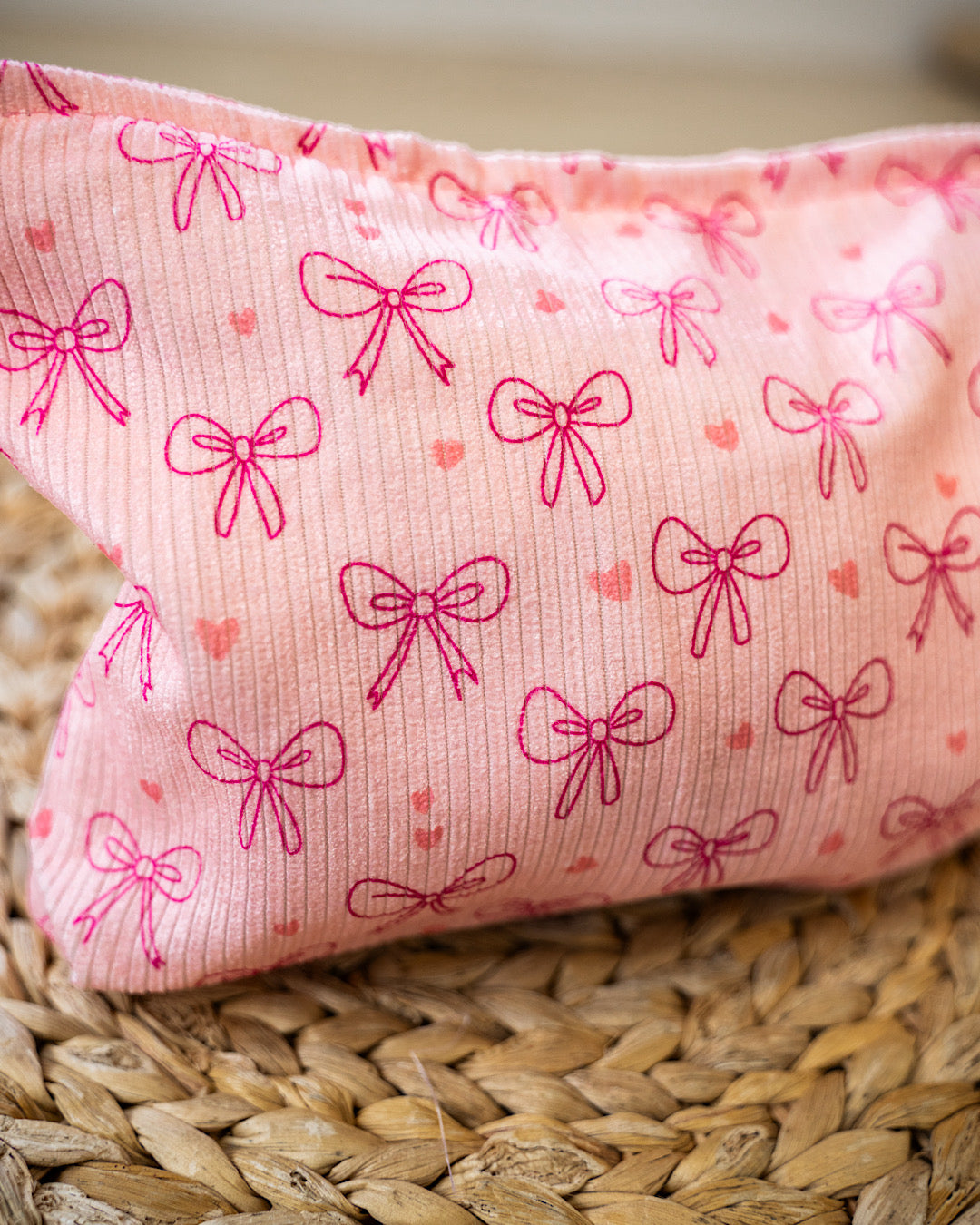 DOORBUSTER! Bow Pattern Makeup Bag - Pink