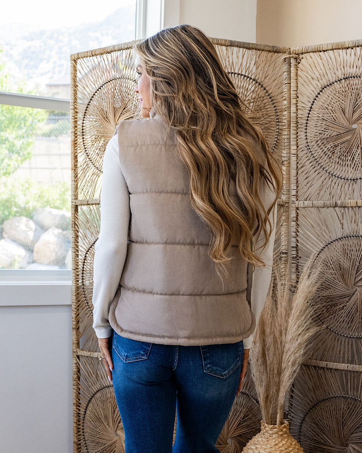 NEW! Peyton Puffer Vest - Mocha Be Cool