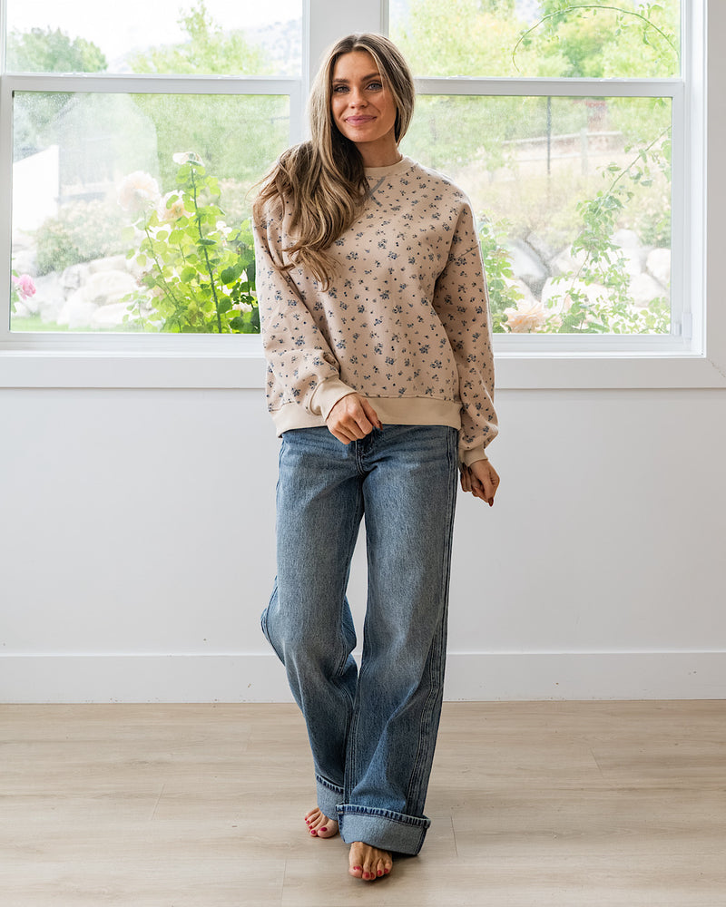 NEW! Ditsy Floral Boxy Sweatshirt - Khaki Multi Mine