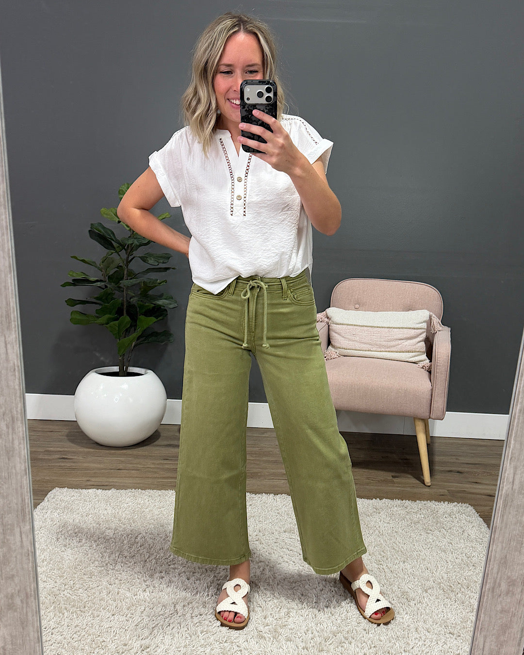 NEW! Vervet Kacie Cropped Wide Leg Jeans - Eucalyptus Vervet