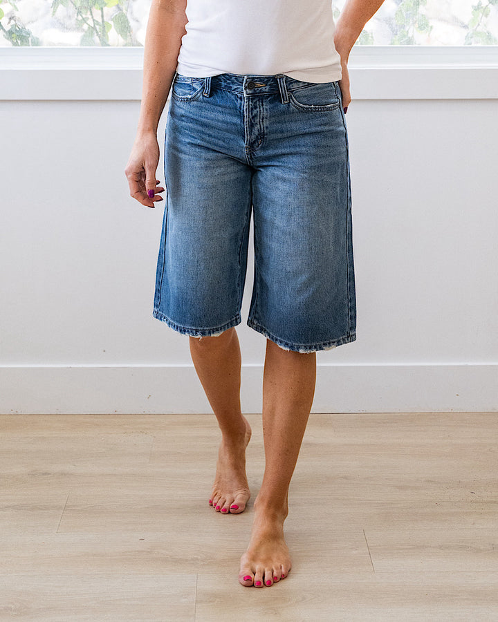 NEW! KanCan Penelope Slung Baggy Jean Shorts KanCan