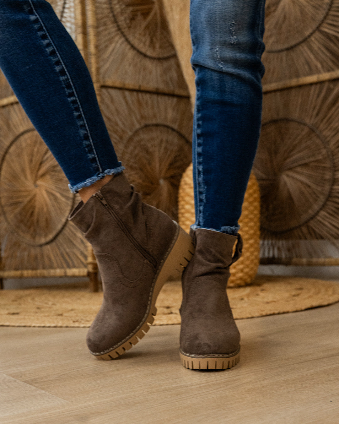 NEW! Very G Demi Slouch Boots - Taupe Very G