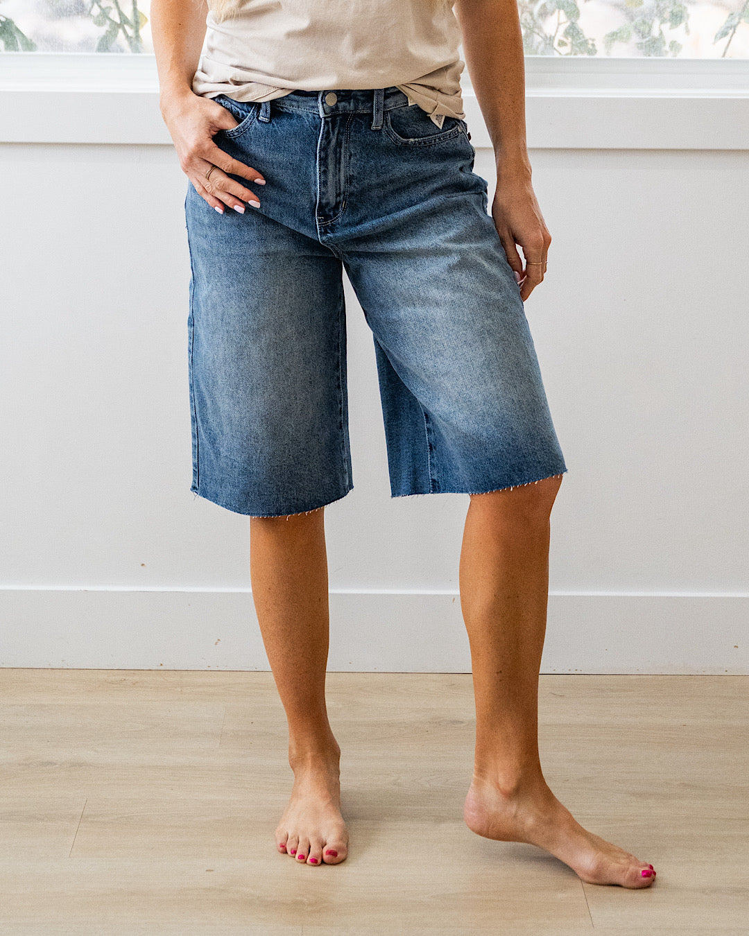 NEW! Judy Blue Junie Rigid Magic Jean Shorts Judy Blue