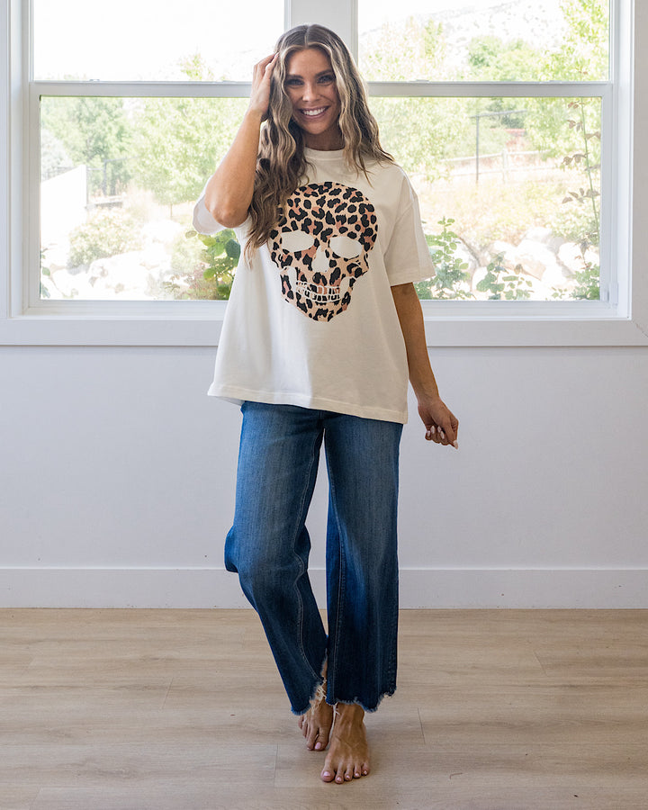 NEW! Ampersand Ave Purr-fectly Spooky Boyfriend Tee