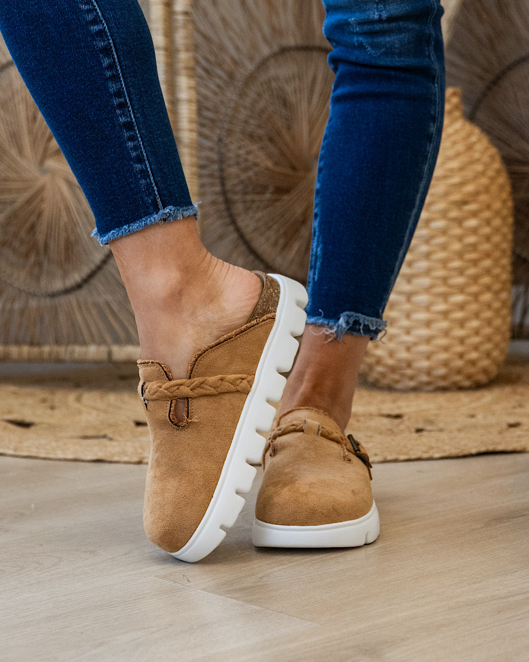 NEW! Very G Cali Slides - Sand