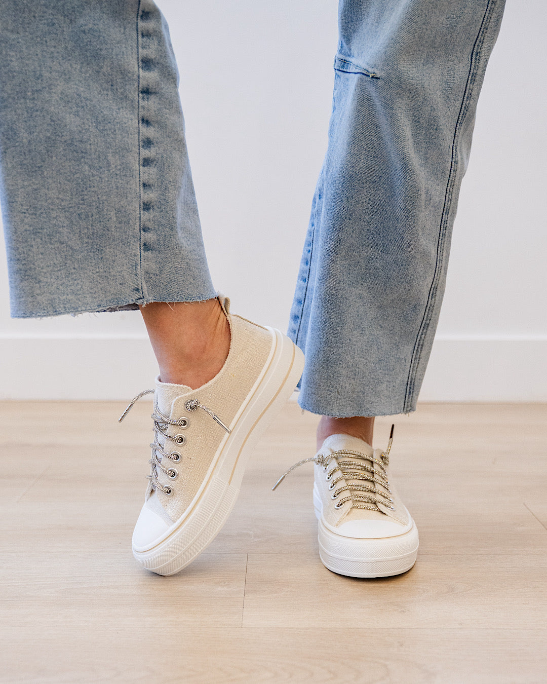 NEW! Very G Harmon Sparkle Sneakers - Natural Very G