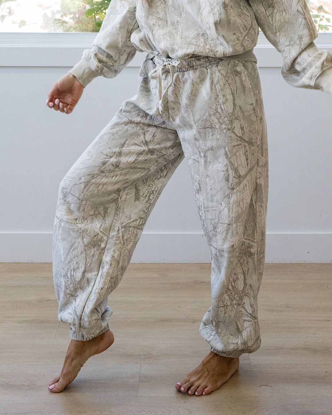 NEW! Gray Camo Joggers Double Zero
