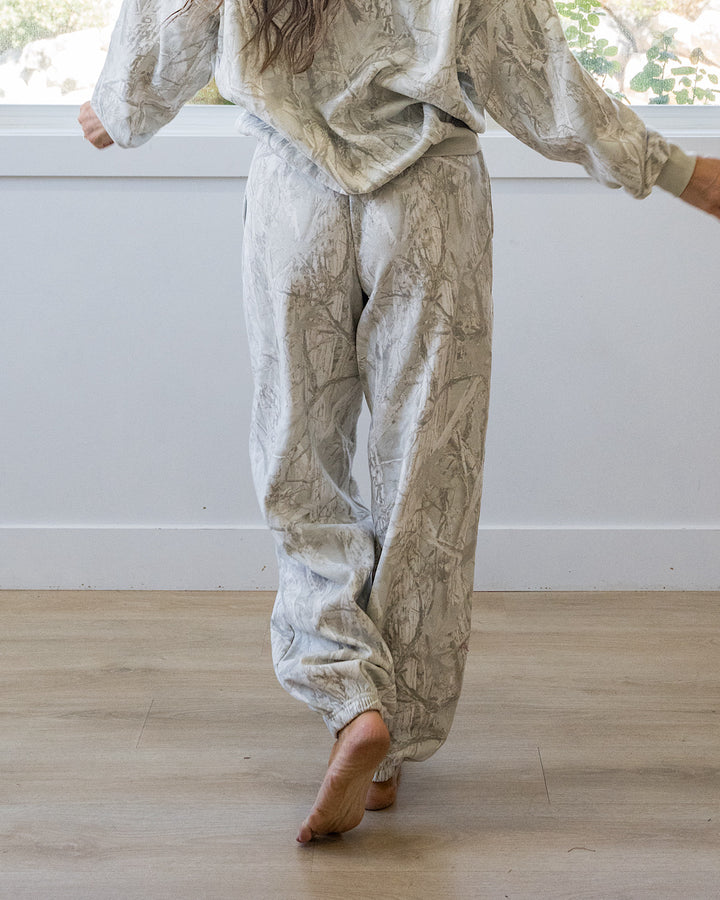 NEW! Gray Camo Joggers Double Zero