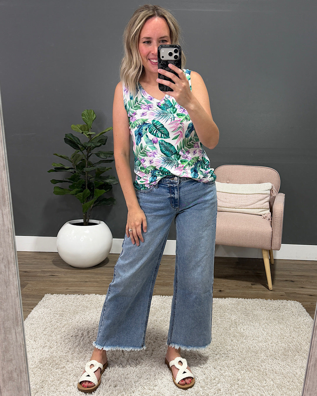 NEW! Noelle Tank Top - Tropical Leaf