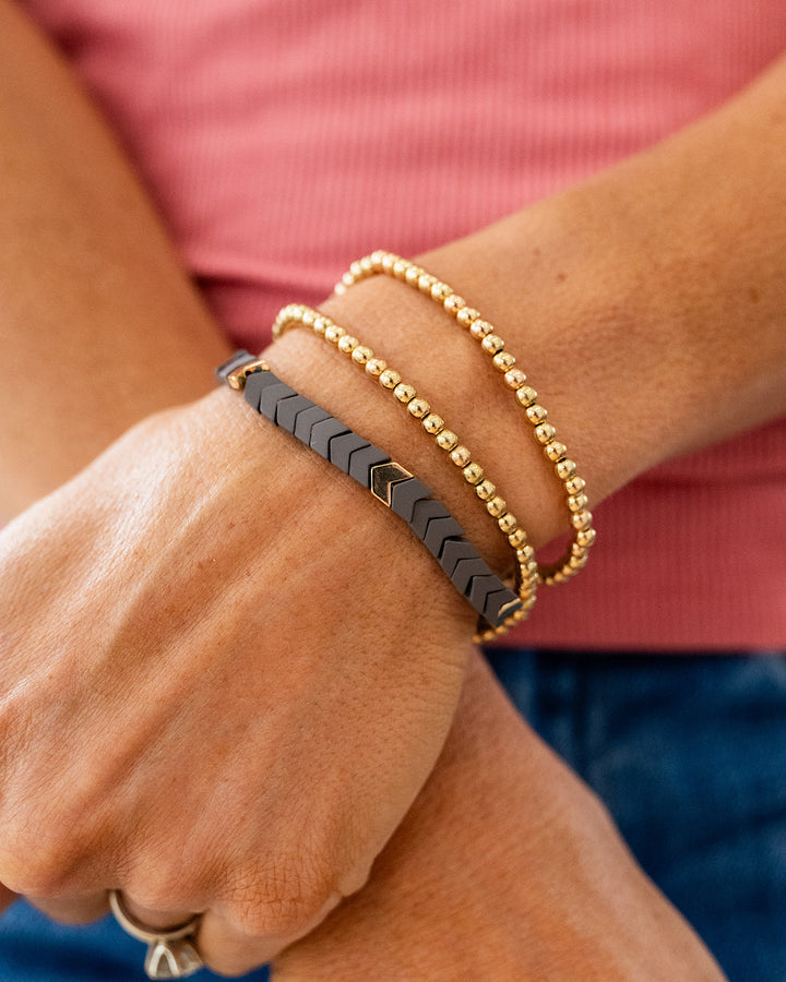 NEW! Gold with Gray Chevron Beaded Bracelet Set Trendy Wholesale