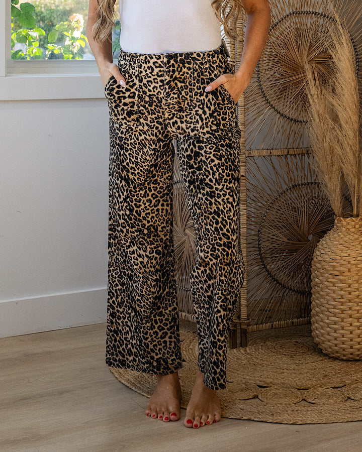 NEW! KanCan Zoe Leopard Corduroy Wide Leg Jeans