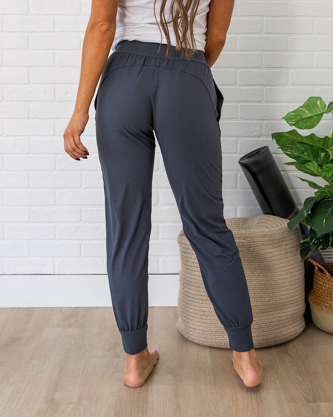 NEW! Yoga Joggers - Everglade Green Rae Mode