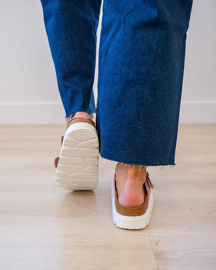 NEW! Very G Jazmin 2 Sandals - Pink Very G