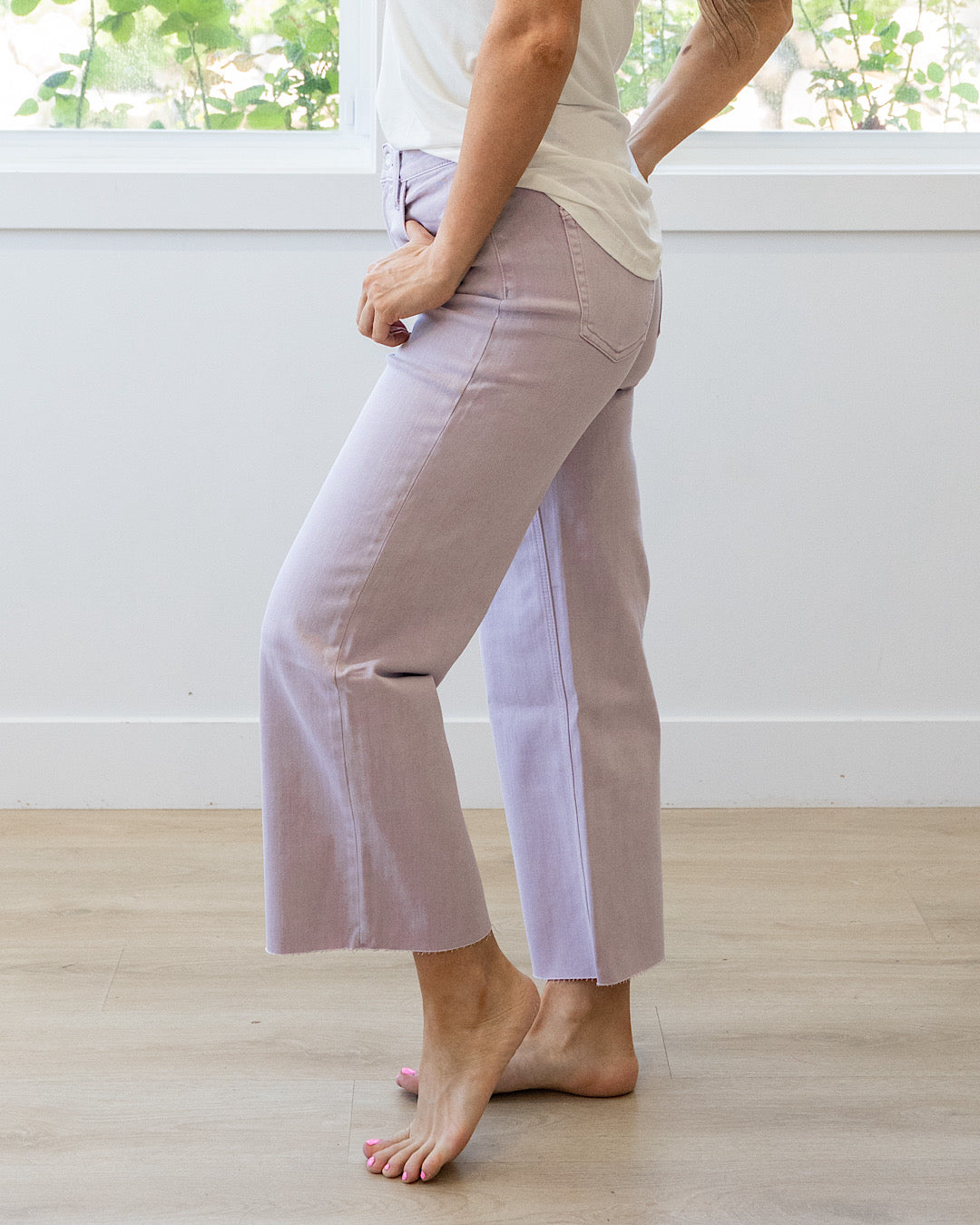 NEW! Vervet Skye Wide Leg Non Distressed Crop Jeans - Lavender