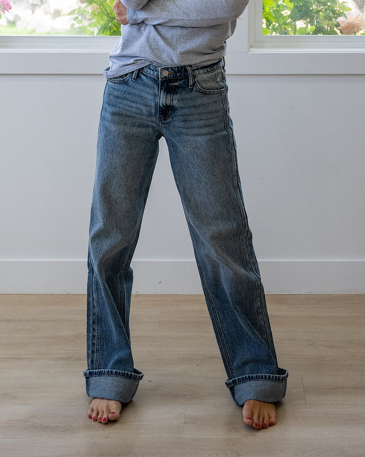 NEW! KanCan Peyton 90's Relaxed Straight Jeans