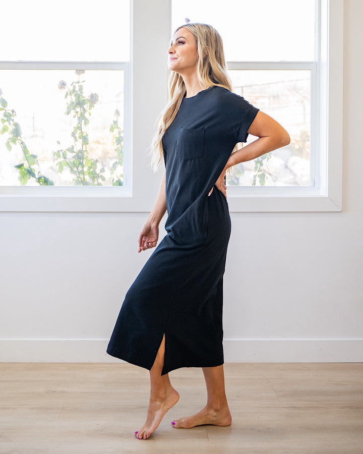 Haven Pocket Midi Dress - Black Zenana