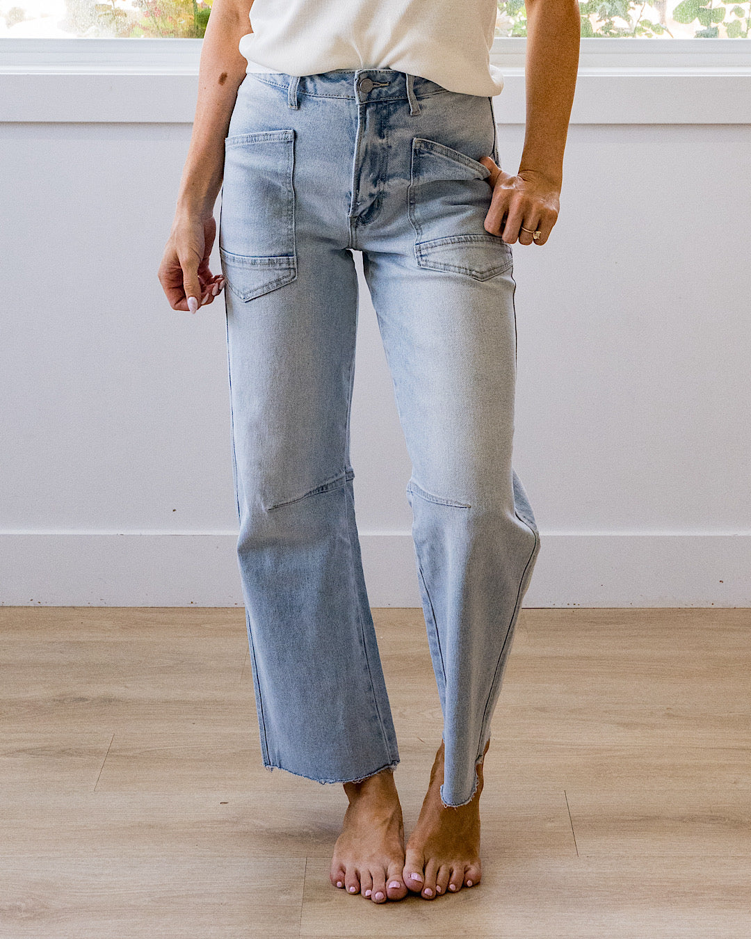 Vervet Lettie Light Acid Wash Barrel Jeans Vervet