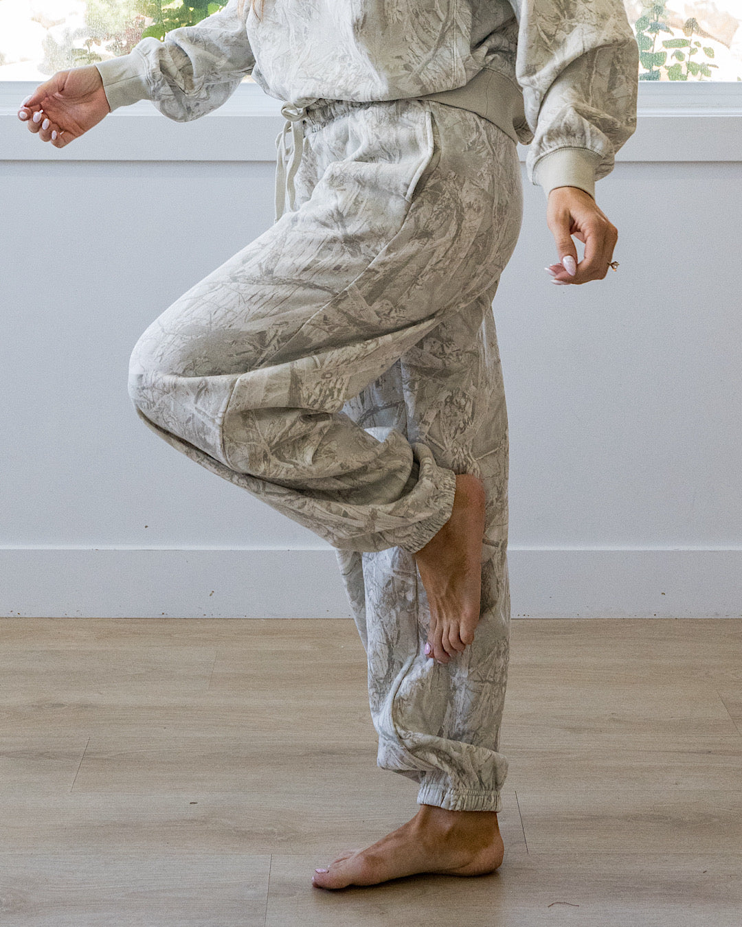 NEW! Gray Camo Joggers Double Zero