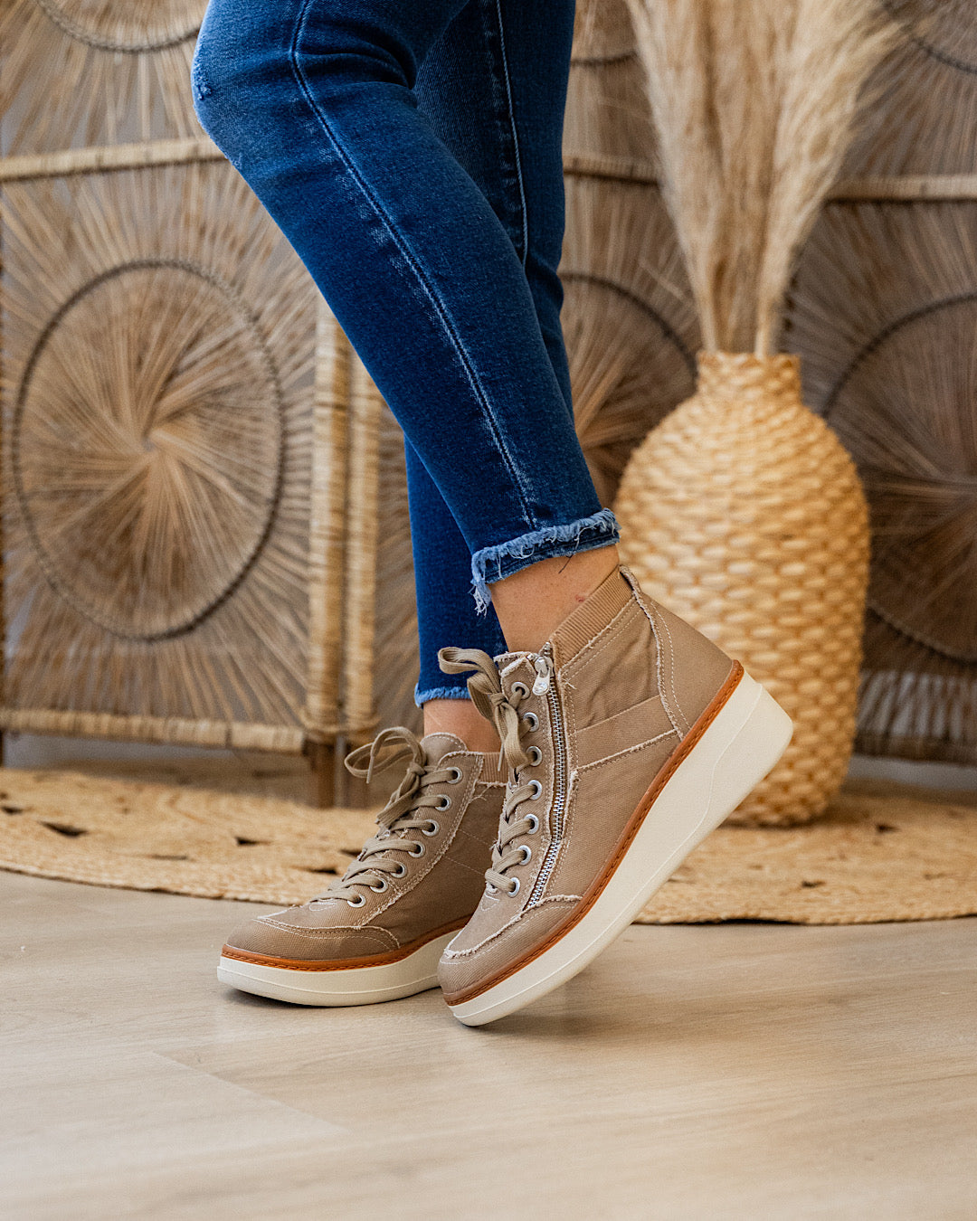 NEW! Blowfish Camden High Top Wedge Sneakers Boots - Desert Khaki Blowfish