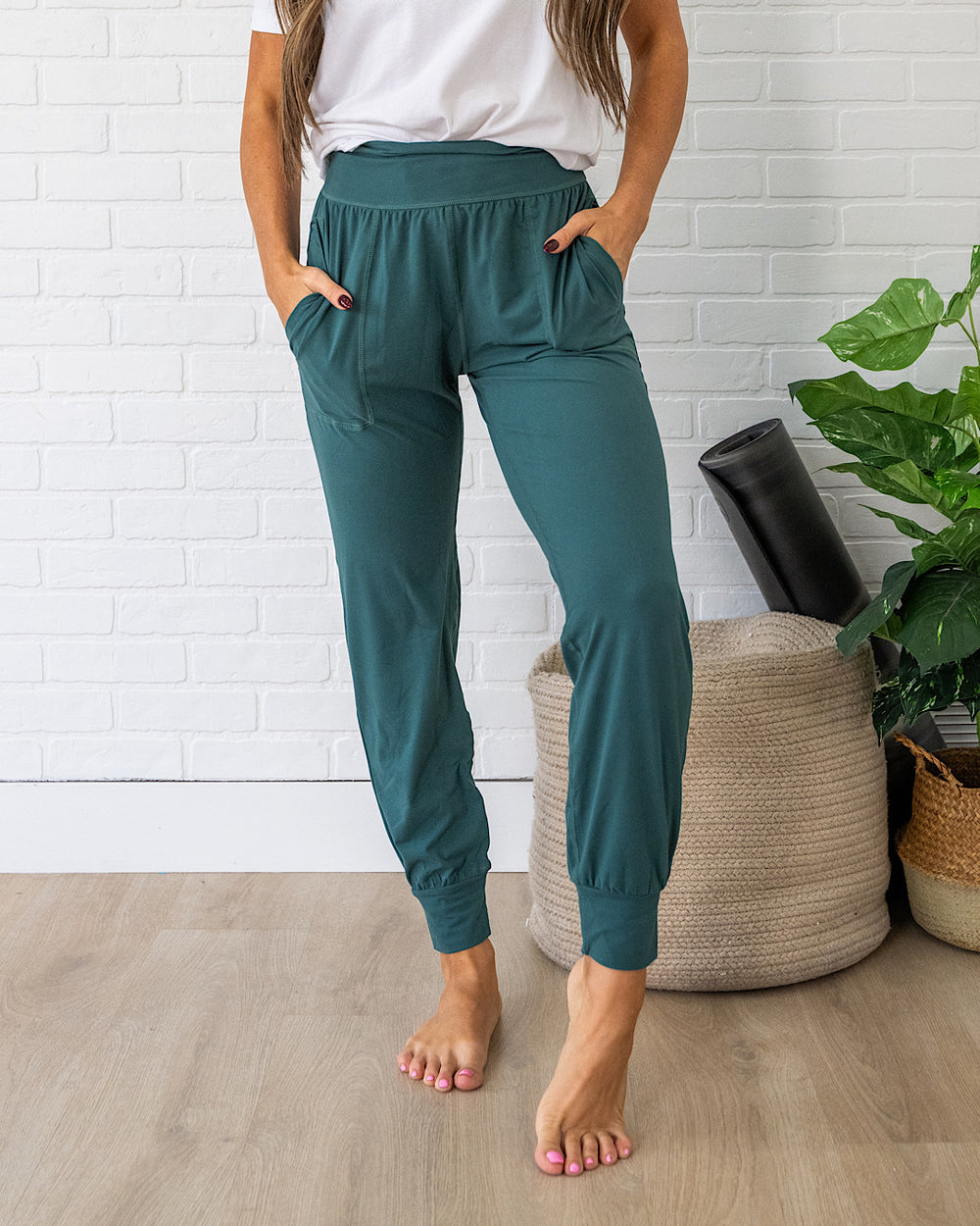 Yoga Joggers - Everglade Green Rae Mode