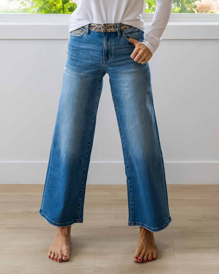 NEW! Vervet Kristen Leopard Contrast Wide Leg Jeans