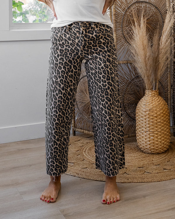 Vervet Skye Wide Leg Non Distressed Crop Jeans - Leopard Vervet