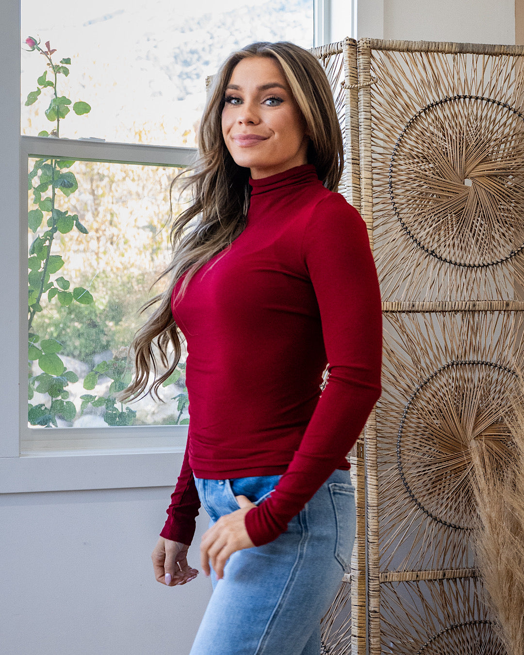 Meg Micro Ribbed Turtleneck Top - Burgundy