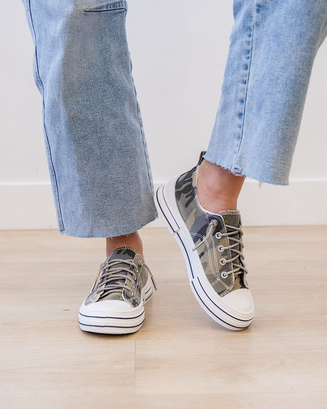 NEW! Very G Aman Camo Sneakers - Khaki Very G