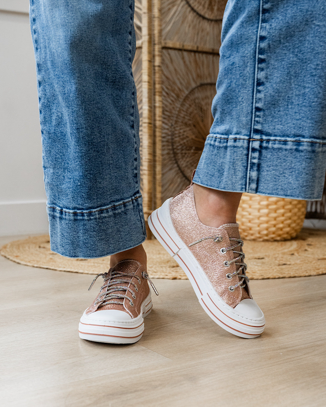 NEW! Very G Aman Glitter Snearkers - Rose Gold Very G