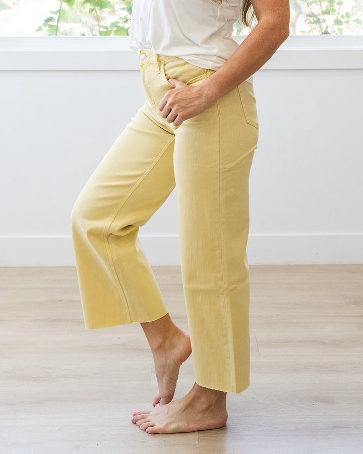 NEW! Vervet Skye Wide Leg Non Distressed Crop Jeans - Baby Yellow
