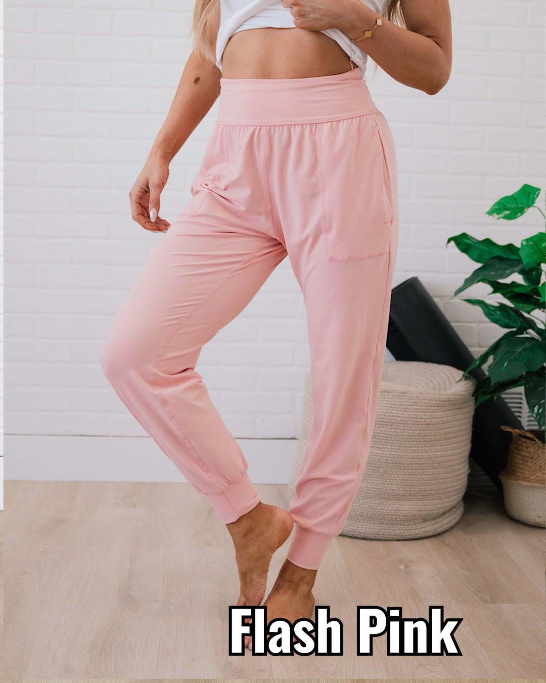 Yoga Joggers - Flash Pink Rae Mode Small