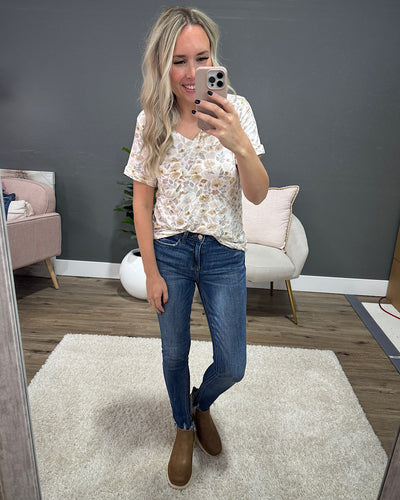 NEW! Step Right Out V Neck Pocket Top - Neutral Floral  Michelle Mae   